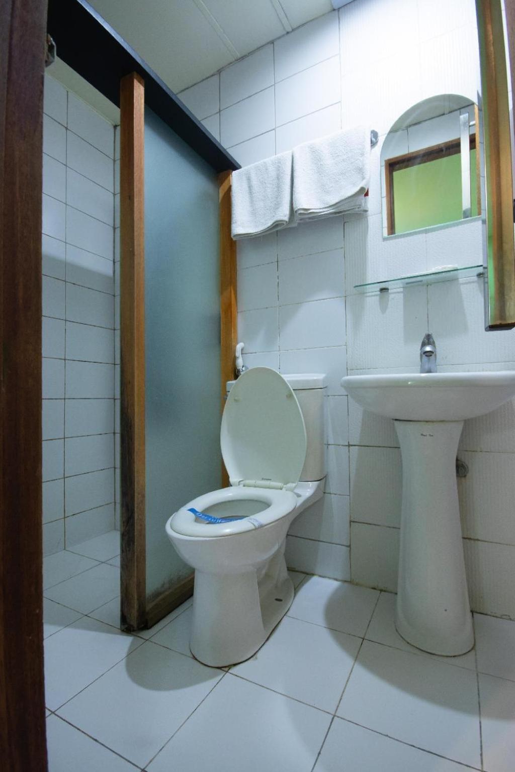 Hotel Dreamworld Araneta Cubao Екстер'єр фото