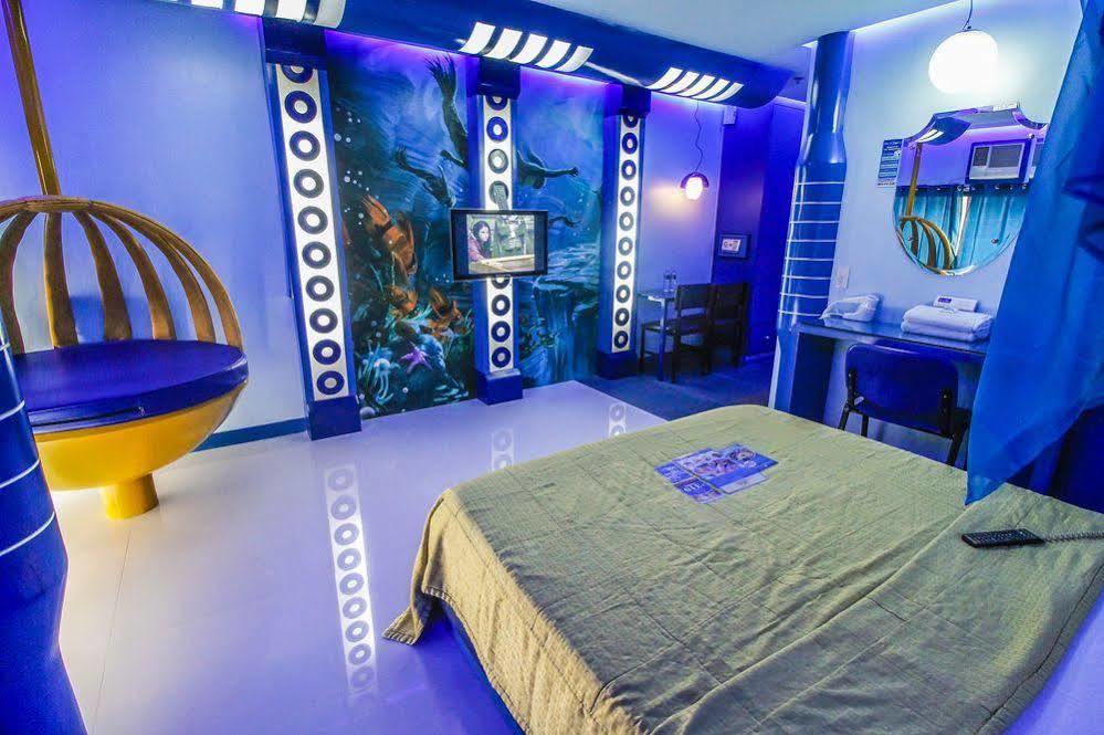 Hotel Dreamworld Araneta Cubao Екстер'єр фото